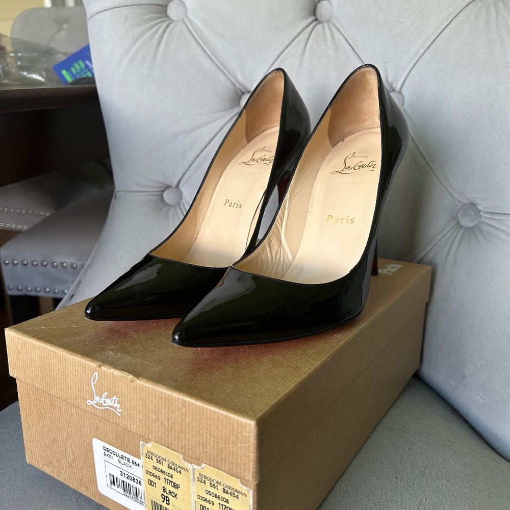 Christian Louboutin Decollete Pumps 100 Black Patent Leather Size 39